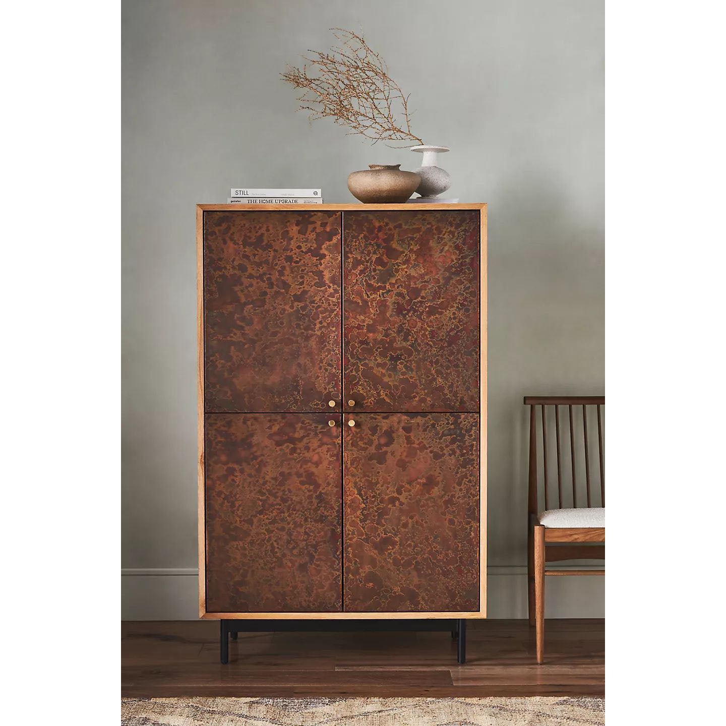 Mod Reactive Armoire