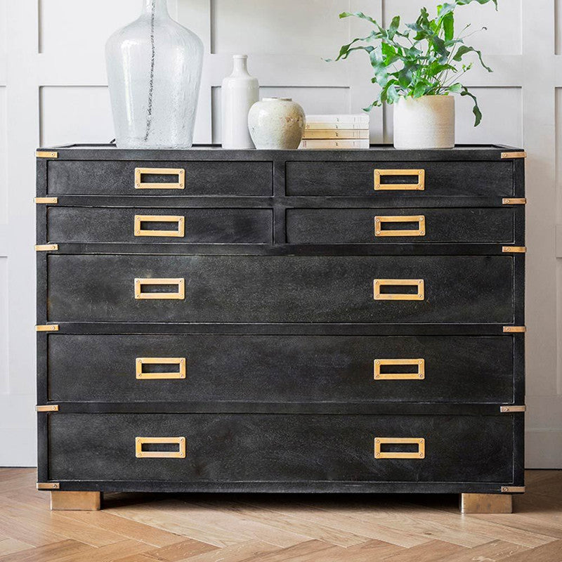 Vintage Chest of Drawer With 7 Drawers