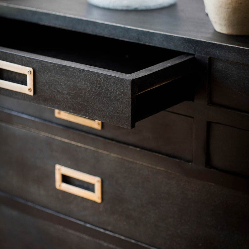 Vintage Chest of Drawer With 7 Drawers